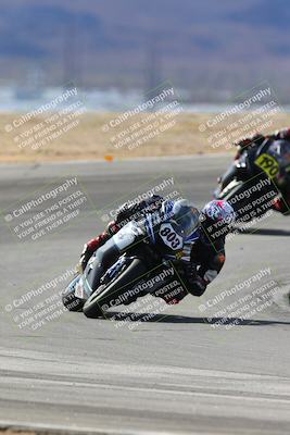 media/Feb-07-2025-CVMA Friday Practice (Fri) [[7034960ba2]]/2-Racer 2/Session 3 (Turn 8)/